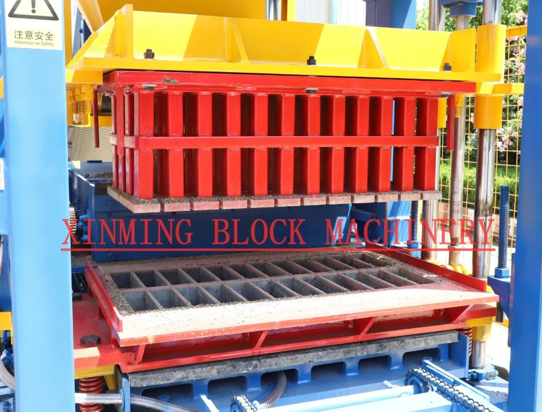 Commercial Use Block Making Machine Qt 4-30 Make Bricks, Stone by Concrete Cement or Any Other Materials